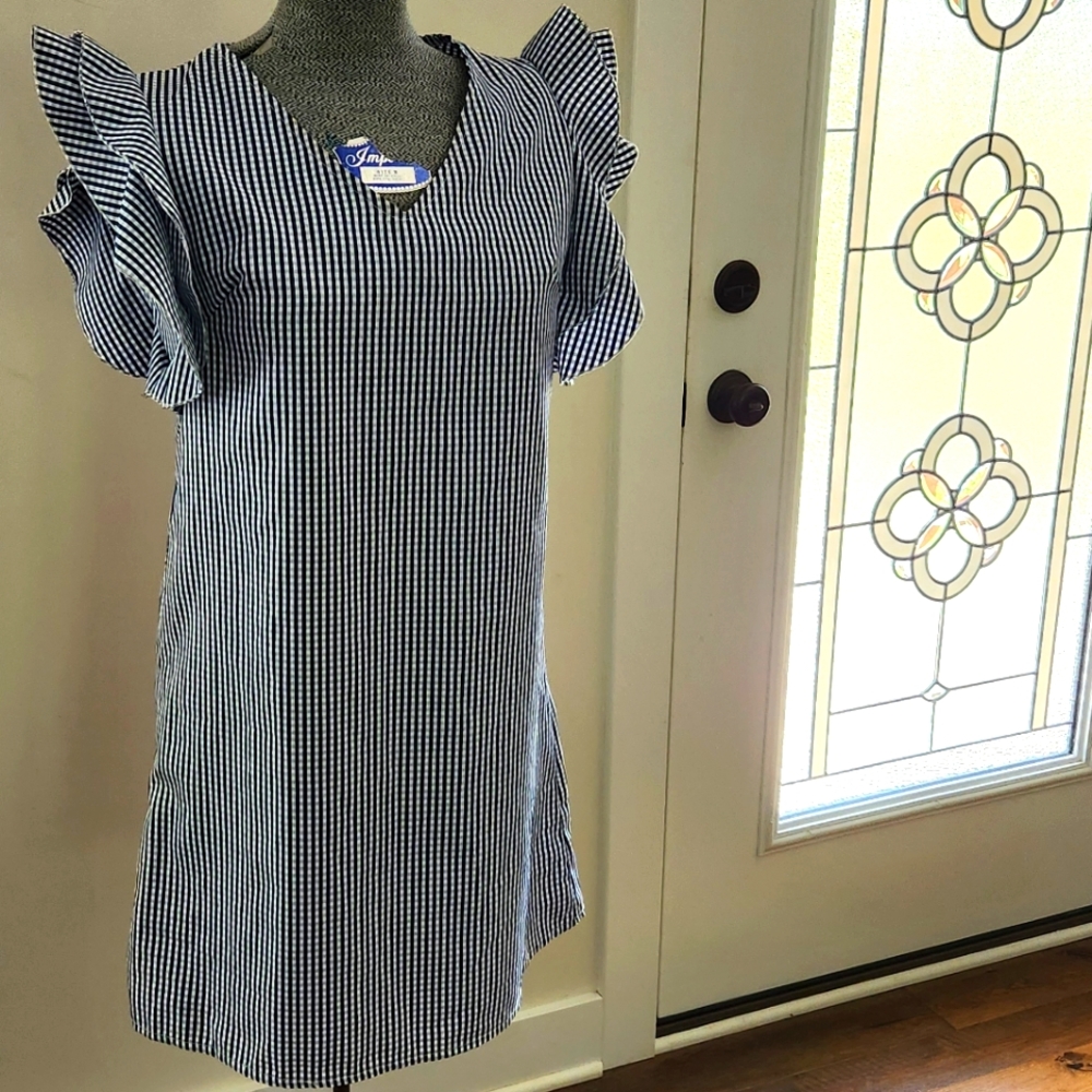 MIDI CARLA VENTURI SZ MEDIUM SUMMER DRESS WITH LARGE RUFFLE CAP SLEEVES.